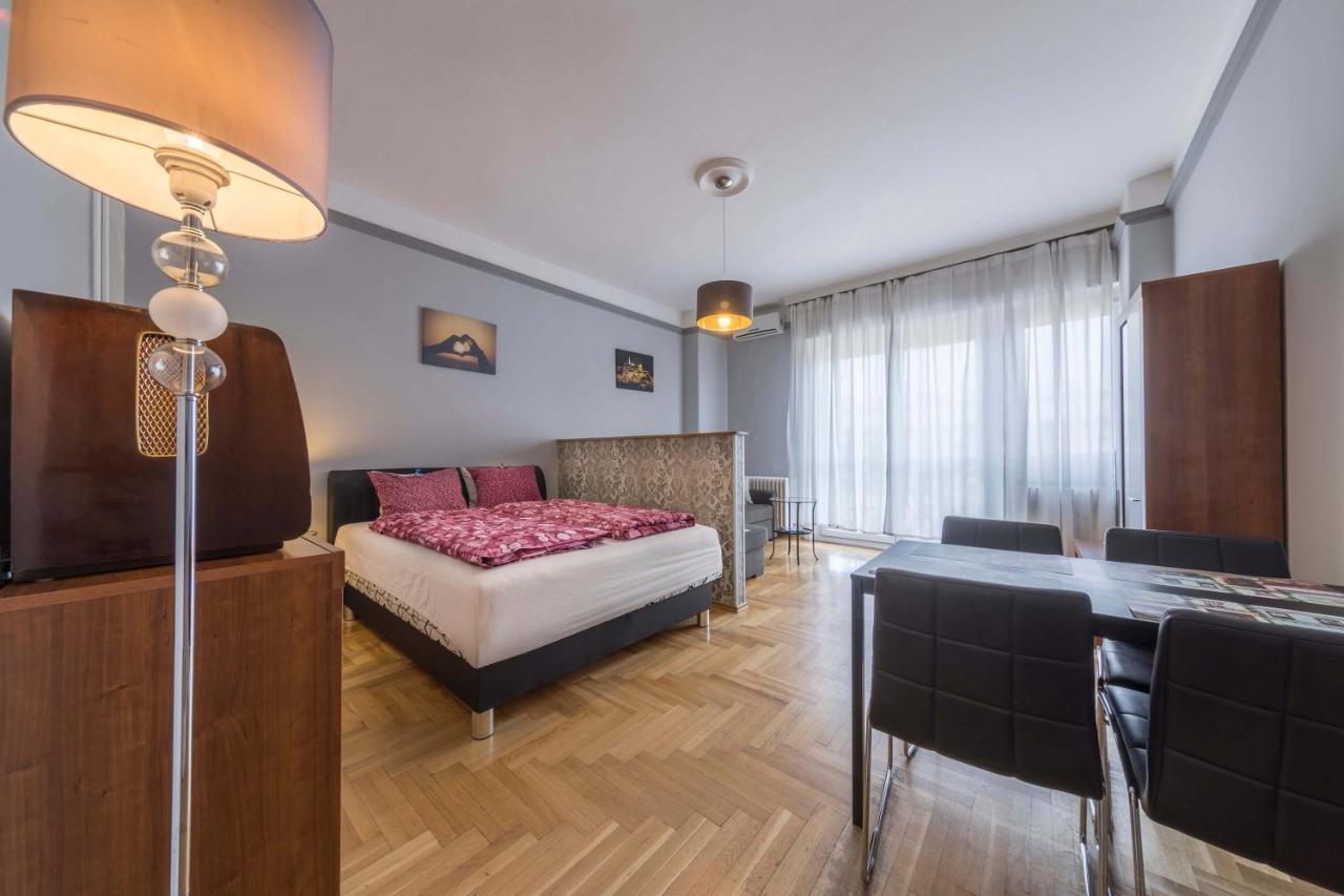 Astoria Balcony Apartment Budapest Luaran gambar
