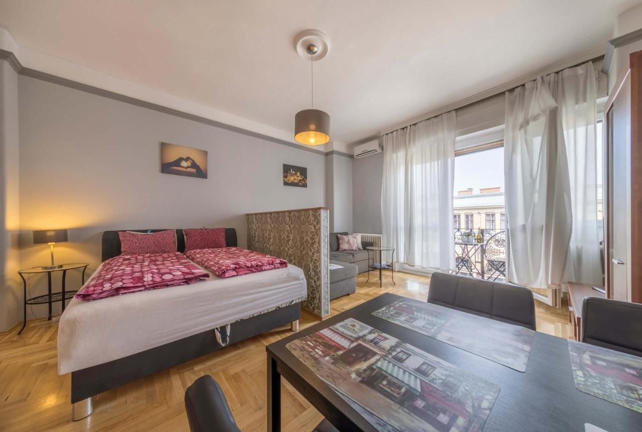Astoria Balcony Apartment Budapest Luaran gambar