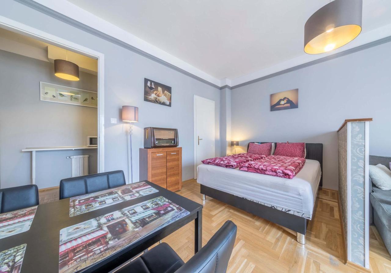 Astoria Balcony Apartment Budapest Luaran gambar