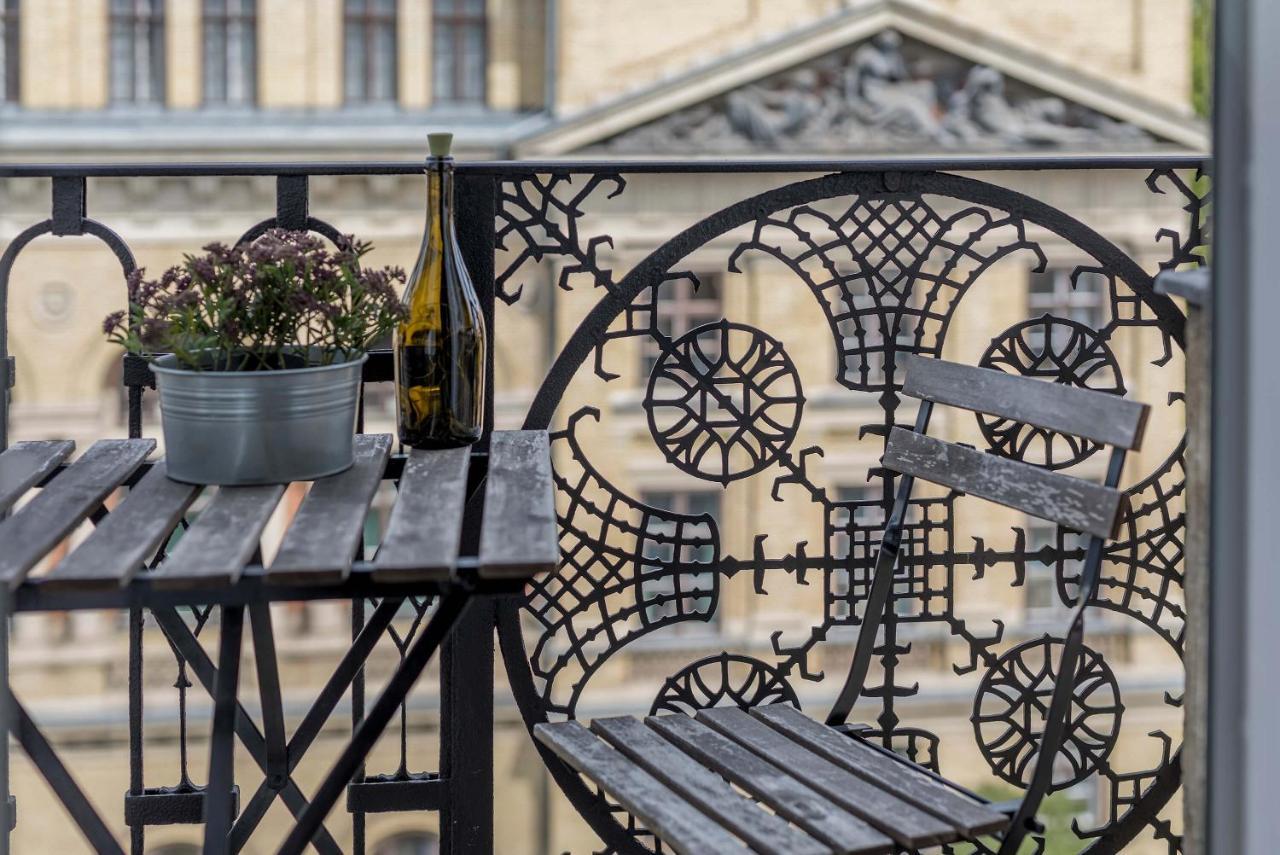 Astoria Balcony Apartment Budapest Luaran gambar